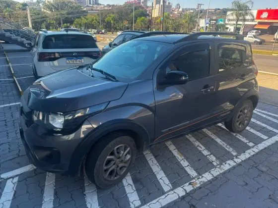 FIAT MOBI 1.0 EVO FLEX TREKKING MANUAL FIAT MOBI 1.0 EVO FLEX TREKKING MANUAL