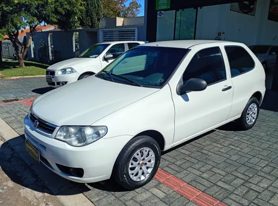 FIAT PALIO 1.0 MPI FIRE 8V FLEX 2P MANUAL FIAT PALIO 1.0 MPI FIRE 8V FLEX 2P MANUAL