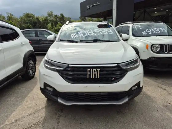 FIAT STRADA 1.3 FIREFLY FLEX VOLCANO CD CVT FIAT STRADA 1.3 FIREFLY FLEX VOLCANO CD CVT