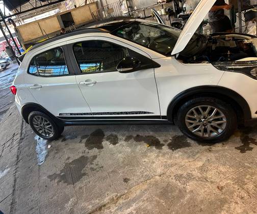 FIAT ARGO 1.8 E.TORQ FLEX TREKKING AT6