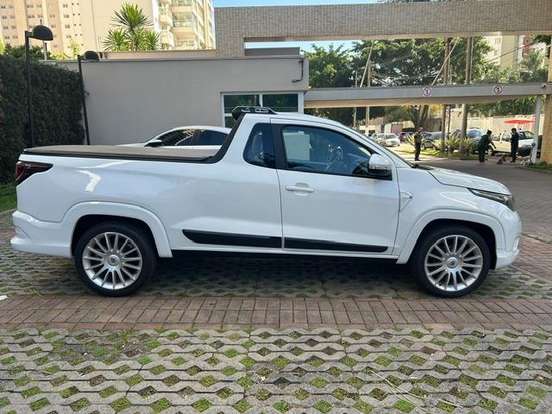 FIAT-STRADA-1.3 FIREFLY FLEX FREEDOM CS MANUAL FIAT-STRADA-2020