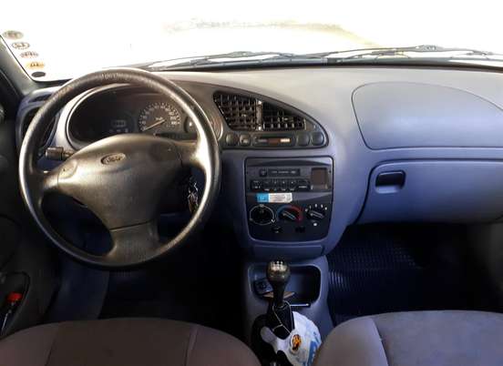 FORD-FIESTA-1996