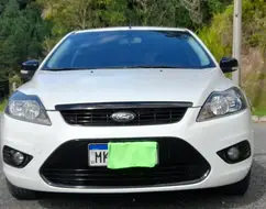 FORD FOCUS 1.6 GLX 16V FLEX 4P MANUAL FORD FOCUS 1.6 GLX 16V FLEX 4P MANUAL