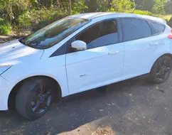 FORD FOCUS 1.6 SE 16V FLEX 4P MANUAL FORD FOCUS 1.6 SE 16V FLEX 4P MANUAL