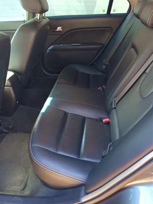 FORD-FUSION-2010