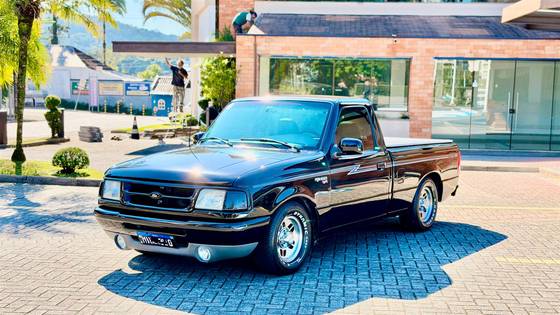 FORD RANGER 4.0 XL 4X2 CS V6 12V GASOLINA 2P MANUAL