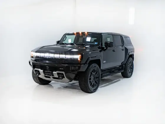 GMC HUMMER 212,7 KW EV PICKUP 3X 4X4 GMC HUMMER 212,7 KW EV PICKUP 3X 4X4