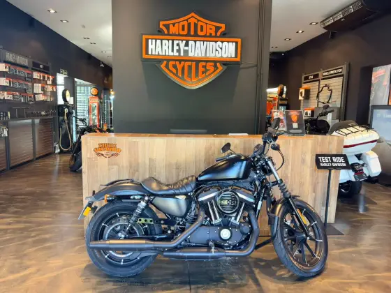 HARLEY-DAVIDSON SPORTSTER IRON 883 HARLEY-DAVIDSON SPORTSTER IRON 883