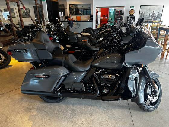 HARLEY-DAVIDSON ROAD GLIDE LIMITED 