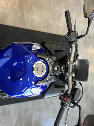 HONDA-CB 650R E-CLUTCH-2026