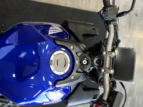 HONDA-CB 650R E-CLUTCH HONDA-CB 650R E-CLUTCH-2026