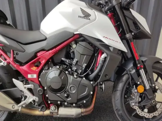 HONDA-CB 750 HORNET HONDA-CB 750 HORNET-2025