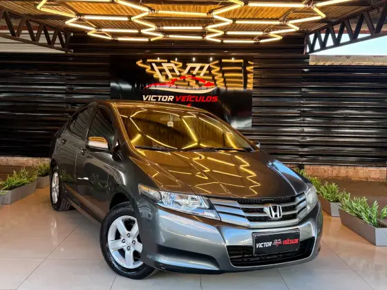 HONDA CITY 1.5 LX 16V FLEX 4P AUTOMÁTICO HONDA CITY 1.5 LX 16V FLEX 4P AUTOMÁTICO