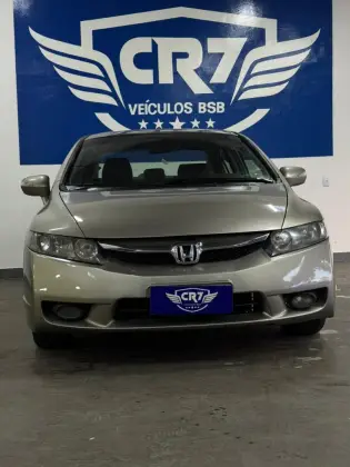 HONDA CIVIC 1.8 LXL 16V FLEX 4P AUTOMÁTICO HONDA CIVIC 1.8 LXL 16V FLEX 4P AUTOMÁTICO