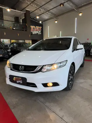 HONDA CIVIC 2.0 LXR 16V FLEX 4P AUTOMÁTICO HONDA CIVIC 2.0 LXR 16V FLEX 4P AUTOMÁTICO