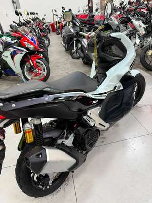 HONDA-ADV-2021