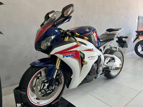 HONDA-CBR 1000RR FIREBLADE HONDA-CBR 1000RR FIREBLADE-2011