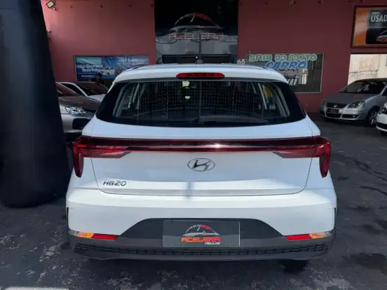HYUNDAI-HB20-2024
