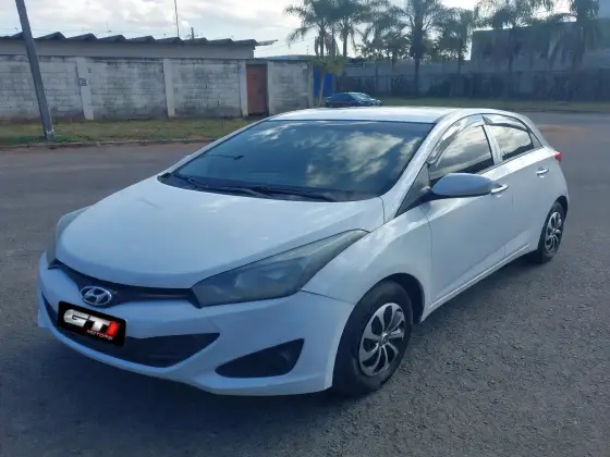 HYUNDAI HB20 1.0 COMFORT 12V FLEX 4P MANUAL