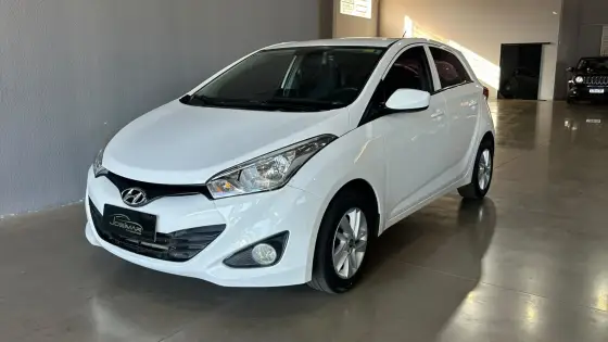 HYUNDAI HB20 1.6 COMFORT PLUS 16V FLEX 4P MANUAL HYUNDAI HB20 1.6 COMFORT PLUS 16V FLEX 4P MANUAL
