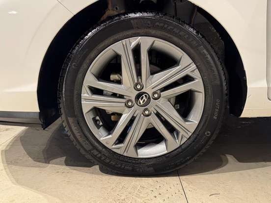 HYUNDAI-HB20-2024