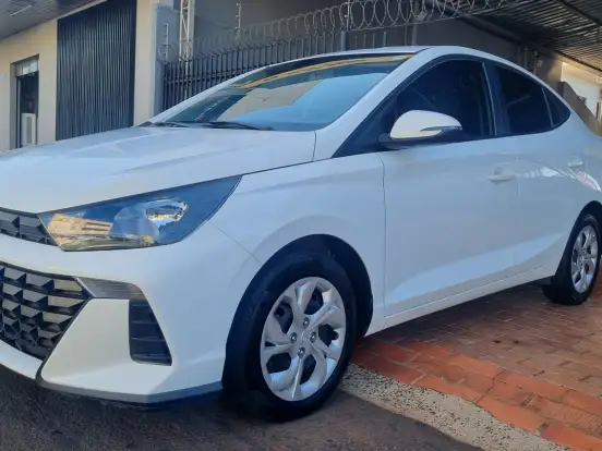 HYUNDAI-HB20S-1.0 12V FLEX COMFORT PLUS MANUAL HYUNDAI-HB20S-2023