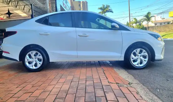 HYUNDAI-HB20S-2023