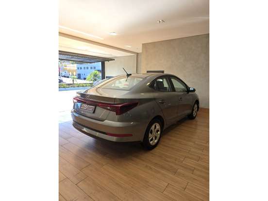 HYUNDAI-HB20S-2025