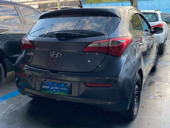 HYUNDAI-HB20S-2015