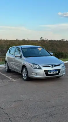 HYUNDAI I30 2.0 MPFI GLS 16V GASOLINA 4P AUTOMÁTICO HYUNDAI I30 2.0 MPFI GLS 16V GASOLINA 4P AUTOMÁTICO