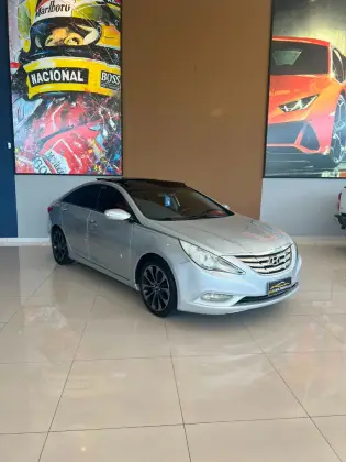 HYUNDAI SONATA 2.4 MPFI I4 16V 182CV GASOLINA 4P AUTOMÁTICO HYUNDAI SONATA 2.4 MPFI I4 16V 182CV GASOLINA 4P AUTOMÁTICO