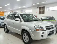 HYUNDAI TUCSON 2.0 MPFI GLS 16V 143CV 2WD FLEX 4P AUTOMÁTICO HYUNDAI TUCSON 2.0 MPFI GLS 16V 143CV 2WD FLEX 4P AUTOMÁTICO