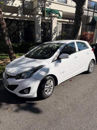 HYUNDAI HB20 1.6 COMFORT PLUS 16V FLEX 4P MANUAL