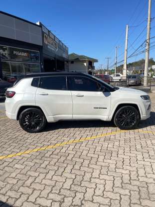 JEEP-COMPASS-2021