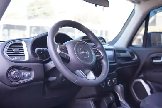 JEEP-RENEGADE-2020