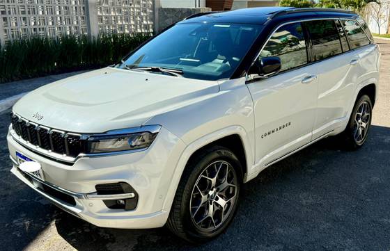 JEEP COMMANDER 2.0 TD380 TURBO DIESEL OVERLAND AT9