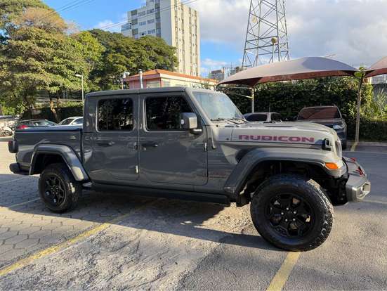 JEEP-GLADIATOR-2023