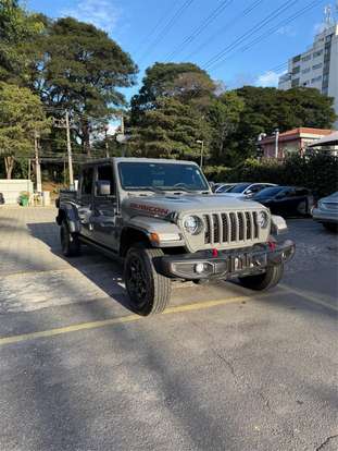 JEEP-GLADIATOR-2023