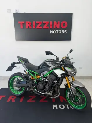 KAWASAKI Z900 R EDITION KAWASAKI Z900 R EDITION