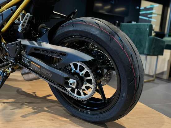 KAWASAKI-Z900 KAWASAKI-Z900-2026