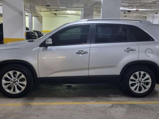 KIA-SORENTO-2.4 16V GASOLINA EX AUTOMÁTICO KIA-SORENTO-2014