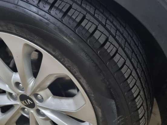 KIA-SORENTO-2.4 16V GASOLINA EX AUTOMÁTICO KIA-SORENTO-2014