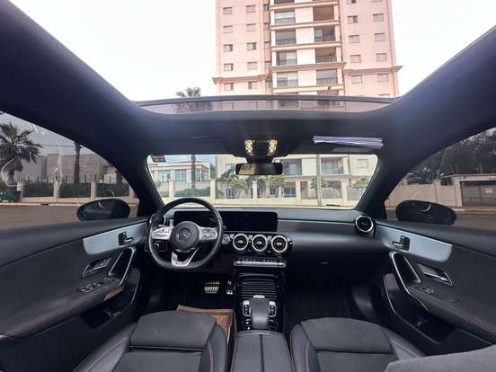 MERCEDES-BENZ-A 35 AMG-2019