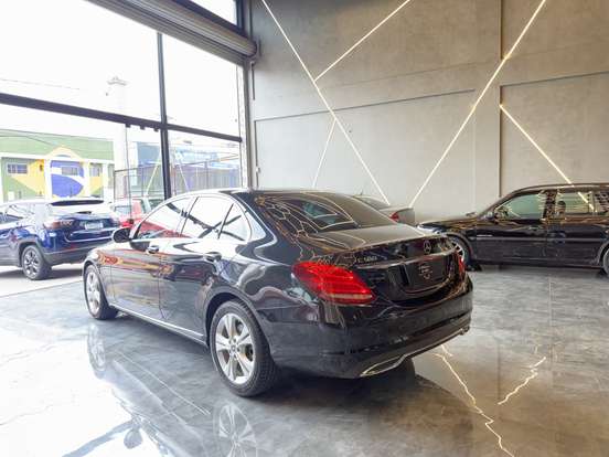 MERCEDES-BENZ-C 180-2018