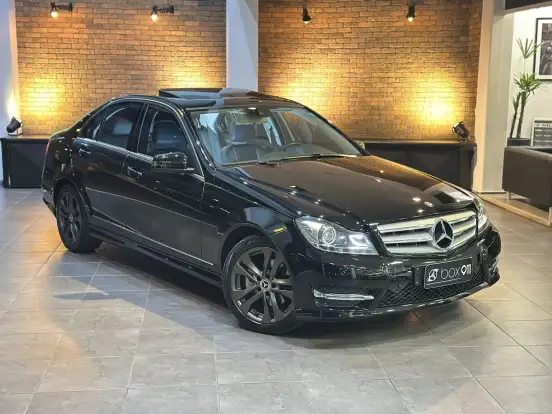 MERCEDES-BENZ-C 200-1.8 CGI AVANTGARDE 16V GASOLINA 4P AUTOMÁTICO MERCEDES-BENZ-C 200-2013