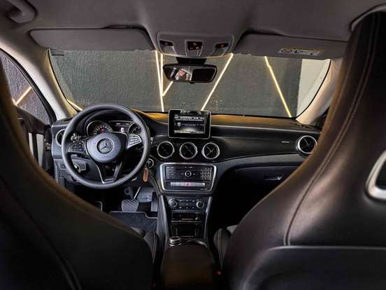 MERCEDES-BENZ-CLA 180-1.6 CGI GASOLINA 7G-DCT MERCEDES-BENZ-CLA 180-2018