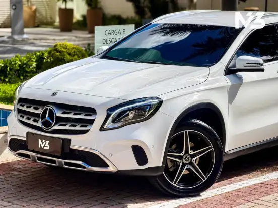 MERCEDES-BENZ-GLA 200-1.6 CGI FLEX ADVANCE 7G-DCT MERCEDES-BENZ-GLA 200-2020