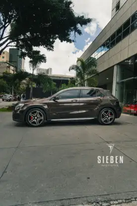 MERCEDES-BENZ-GLA 250-2016