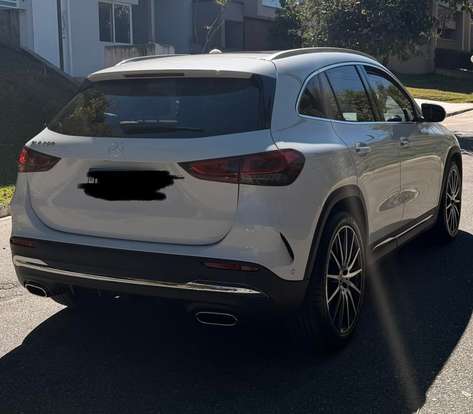 MERCEDES-BENZ-GLA 200-2022