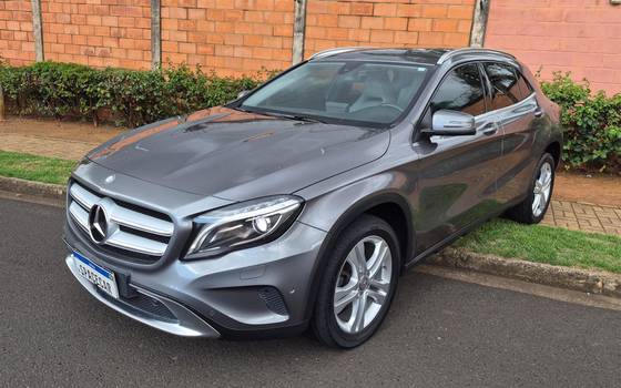 MERCEDES-BENZ GLA 200 1.6 CGI ADVANCE 16V TURBO FLEX 4P AUTOMÁTICO